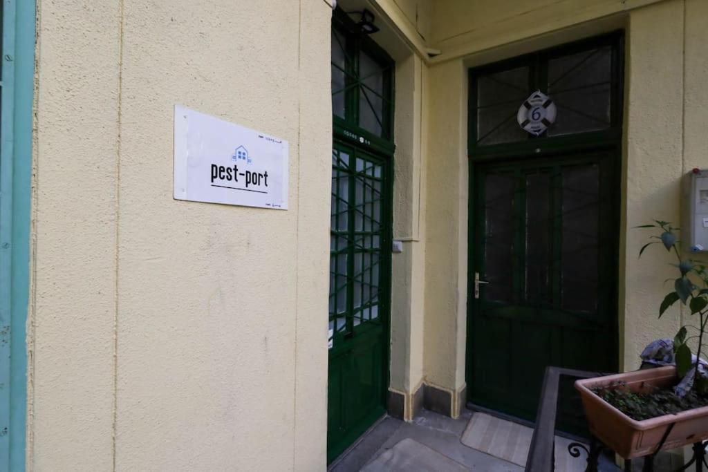 Pest-Port Private Apartment Room-6 Budapest Extérieur photo